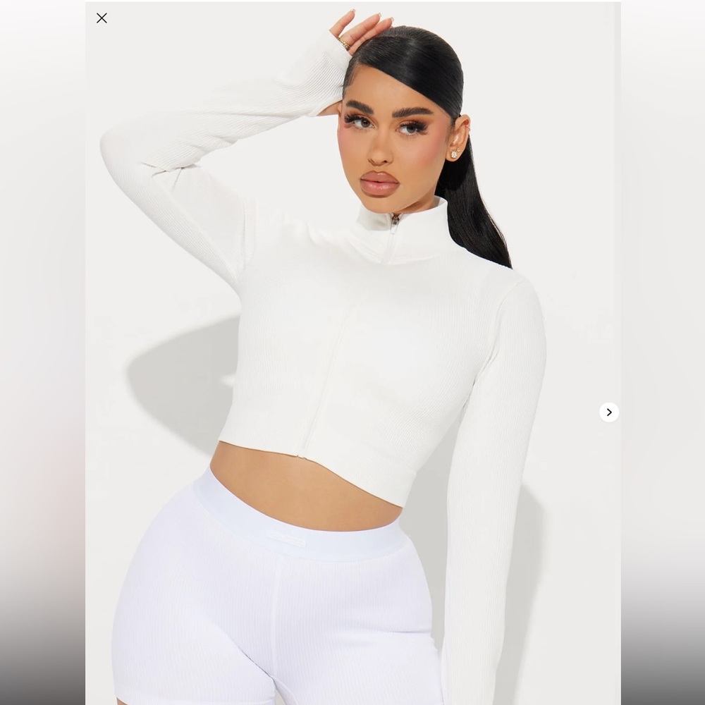 5/$12💕 White Women's jacket